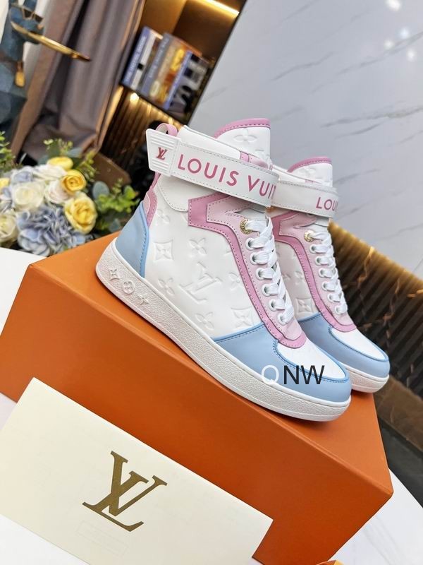 LV Women's Shoes 429